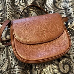 Burberrys crossbody